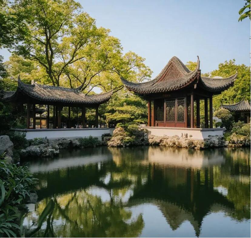 济宁雨真餐饮有限公司